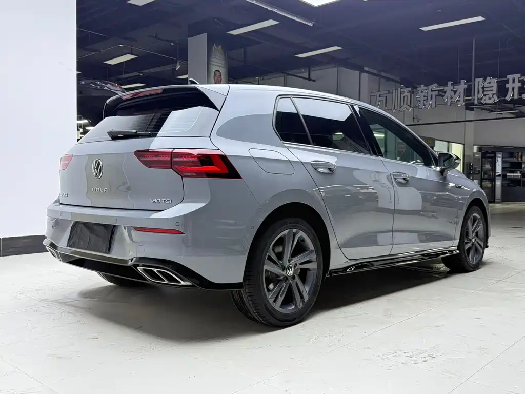 Volkswagen Golf 2023