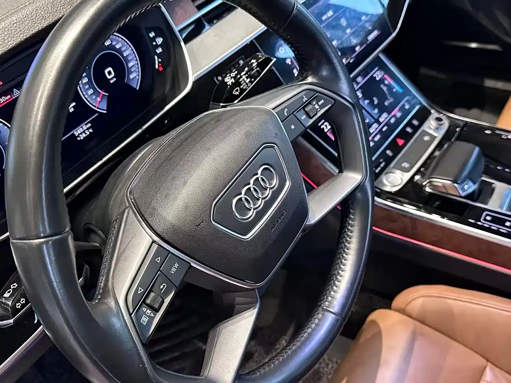 Audi A8 2019
