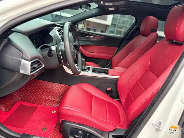 Jaguar XEL 2021