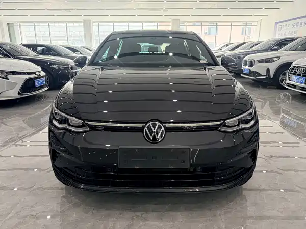 Volkswagen Golf 2022