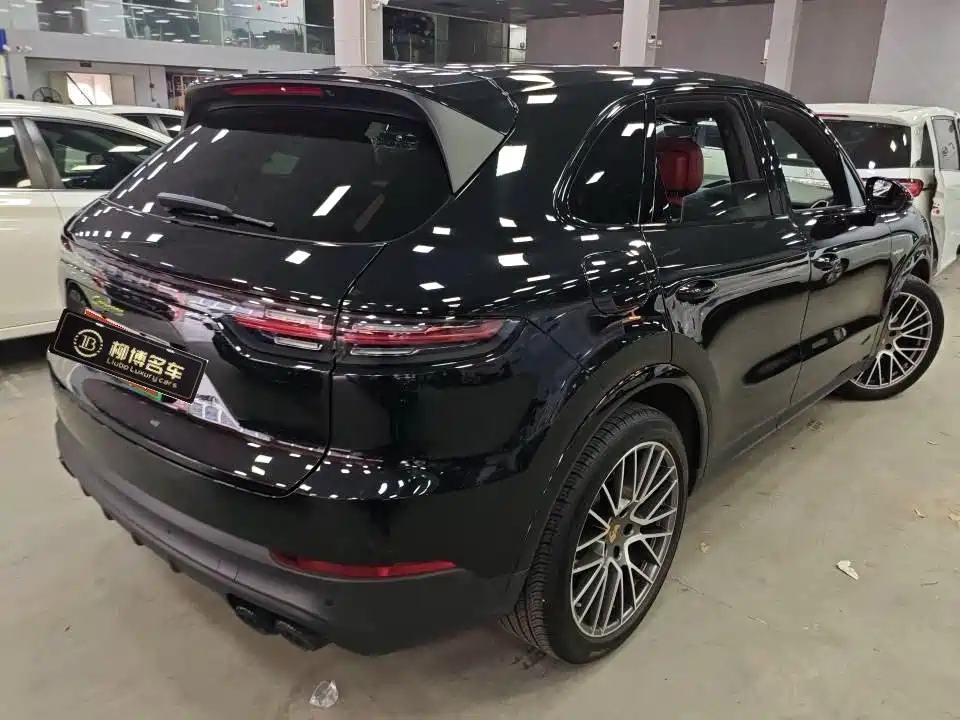 Porsche Cayenne Hybrid 2023 — фото 2
