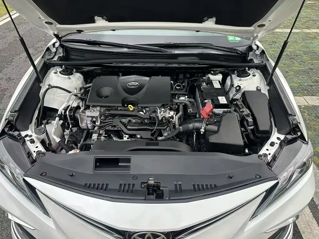 Toyota Camry 2021 — фото 30