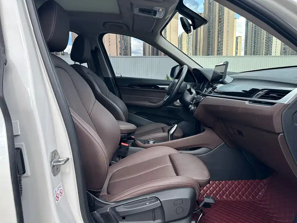 BMW X1 2021 — фото 18