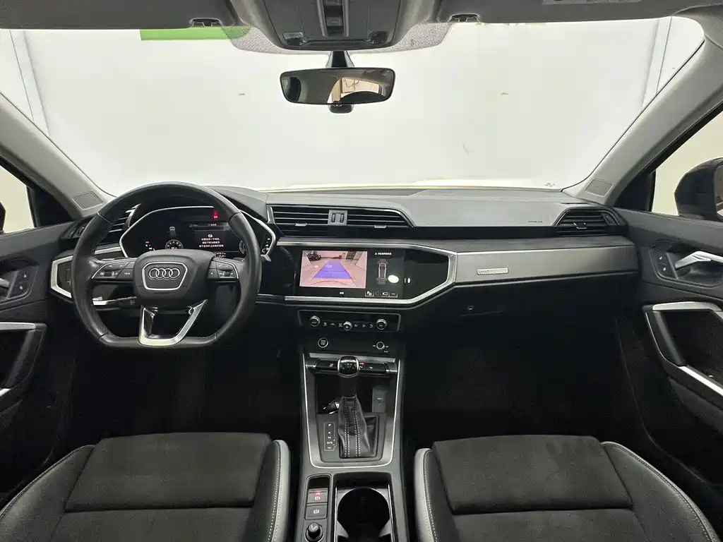 Audi Q3 2022 — фото 10