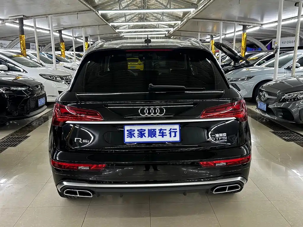 Audi Q5L 2022 — фото 5