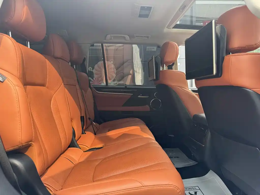 Lexus LX 2020 — фото 10