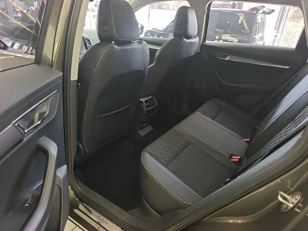 Skoda Korok 2018 — фото 17