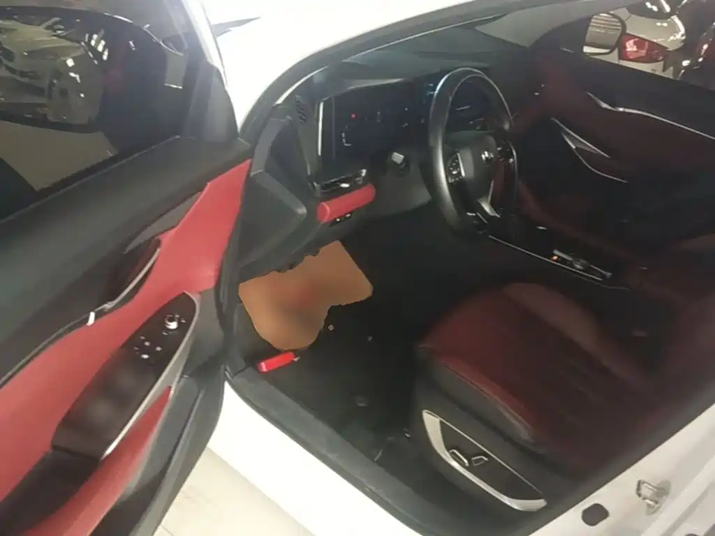 Changan CS75PLUS 2020 — фото 16