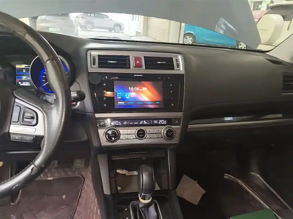 Subaru Outback 2015 — фото 13