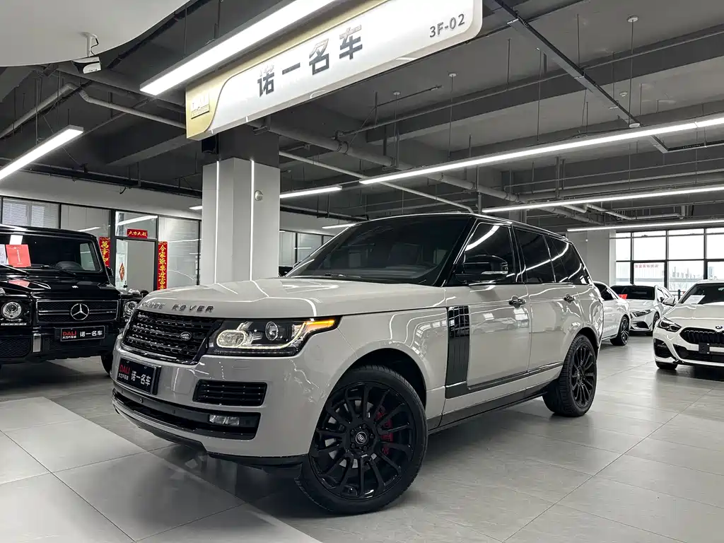 Land Rover Range Rover 2018 — фото 1
