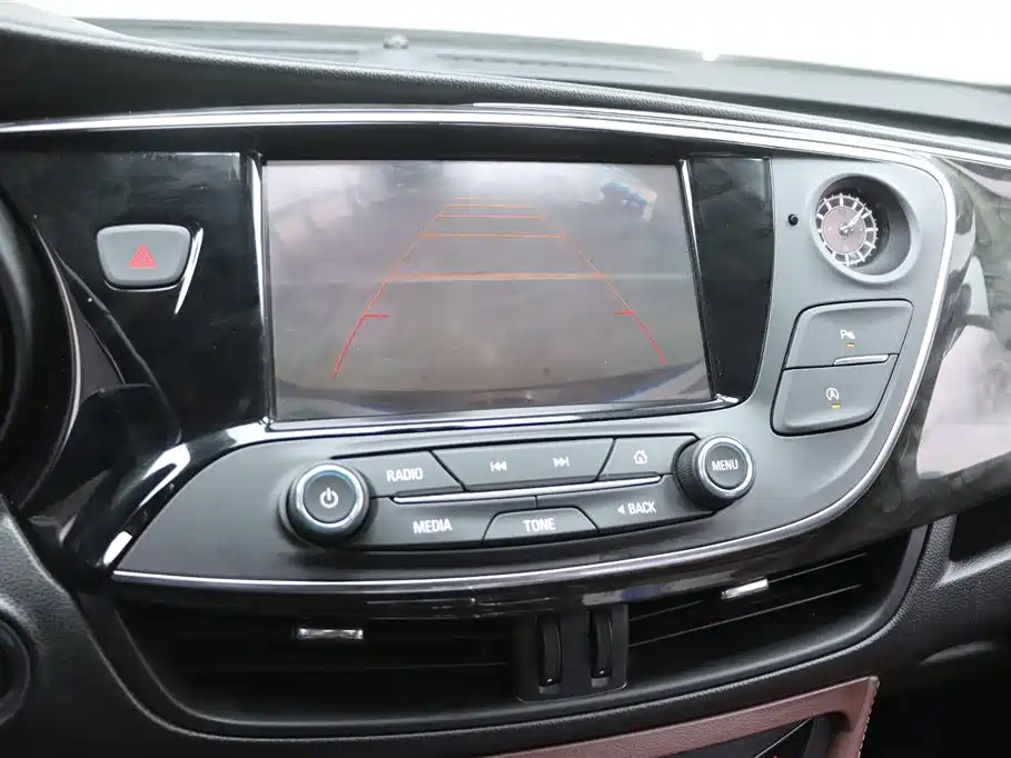 Buick Envision Plus 2015 — фото 9