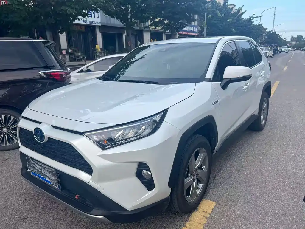 Toyota RAV4 Rongfang Dual Engine E+ 2022 — фото 1