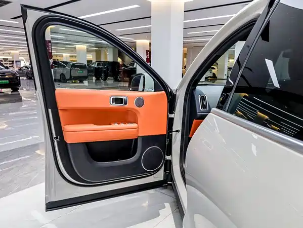 Li Auto L6 2024