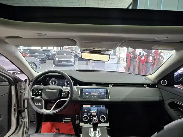 Land Rover Range Rover Evoque 2024