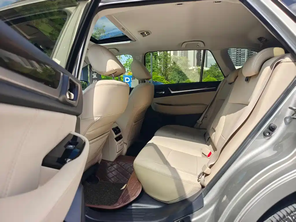 Subaru Outback 2016 — фото 8