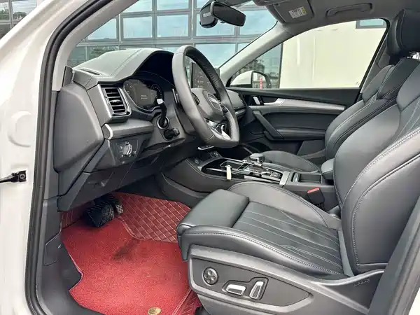 Audi Q5L 2024