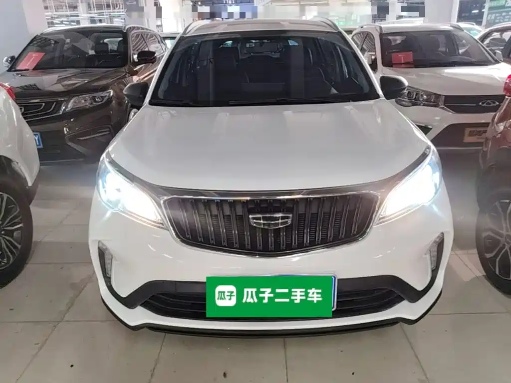 Geely Vision X3 2021 — фото 3