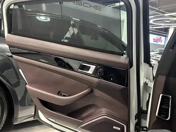 Porsche Panamera 2019