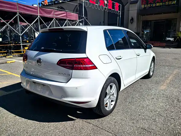 Volkswagen Golf 2015