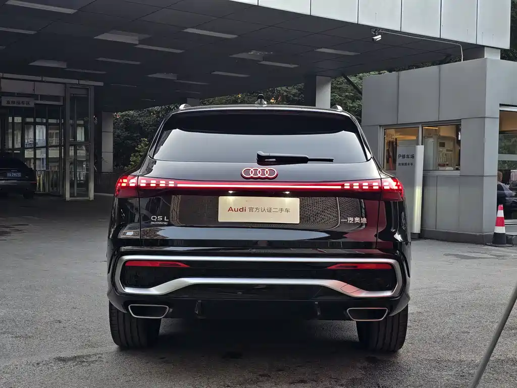 Audi Q5L 2026 — фото 5