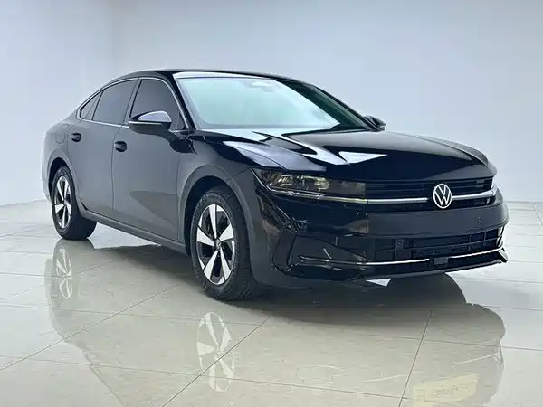 Volkswagen Magotan 2025