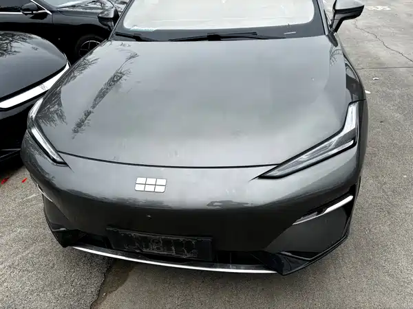Geely Galaxy E8 2024