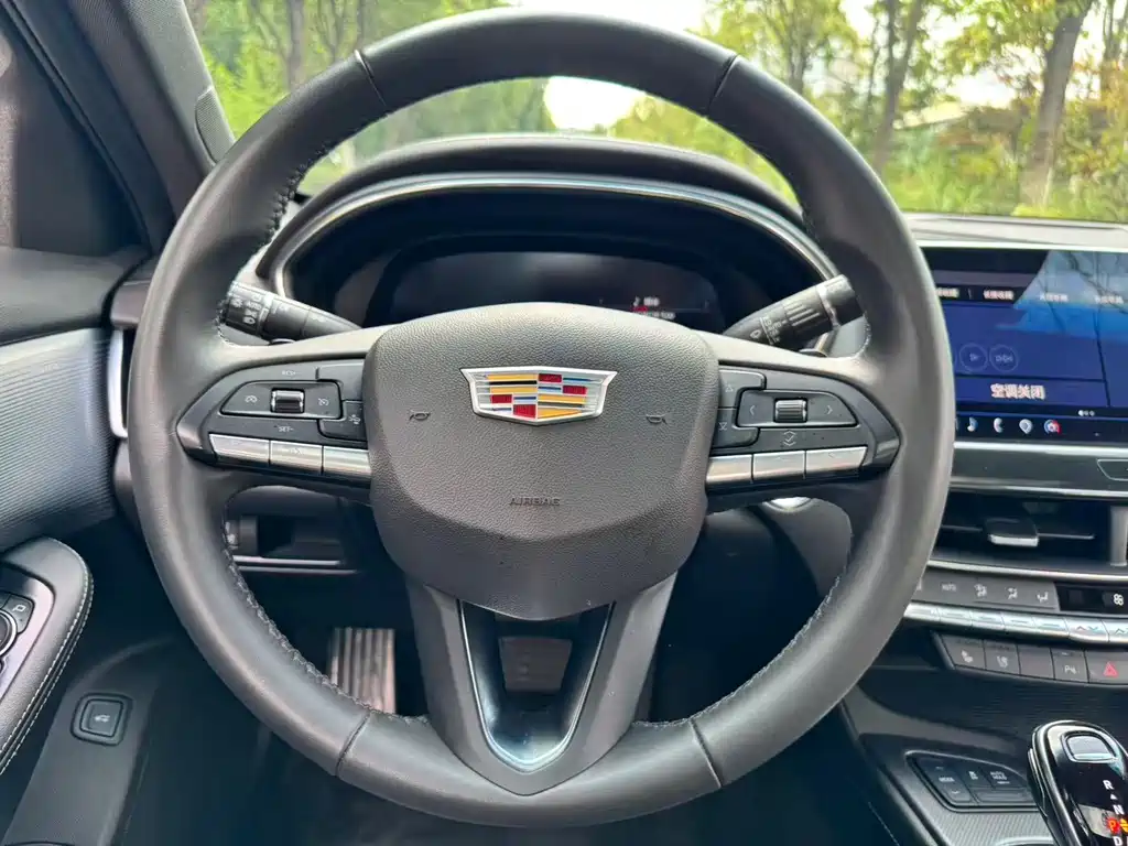 Cadillac CT5 2023 — фото 17