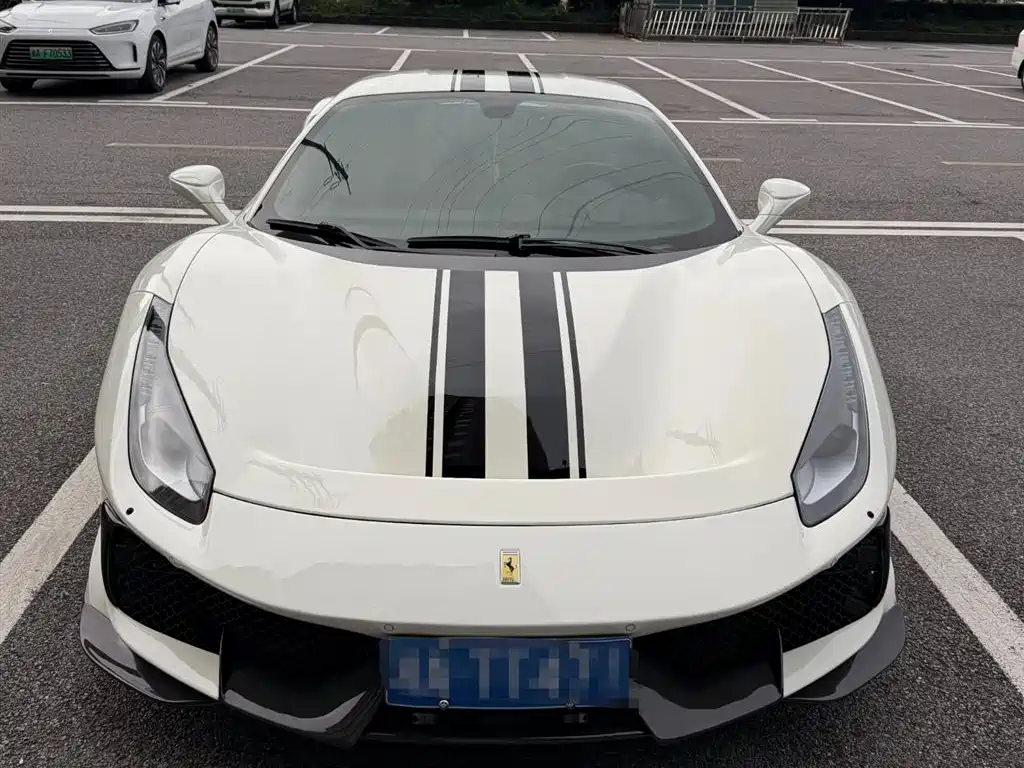 Ferrari 488 2018 — фото 2