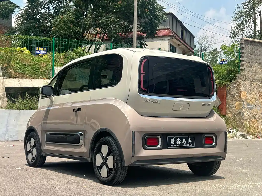Baojun Kiwi EV 2023 — фото 11