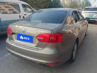 Volkswagen Sagitar 2013