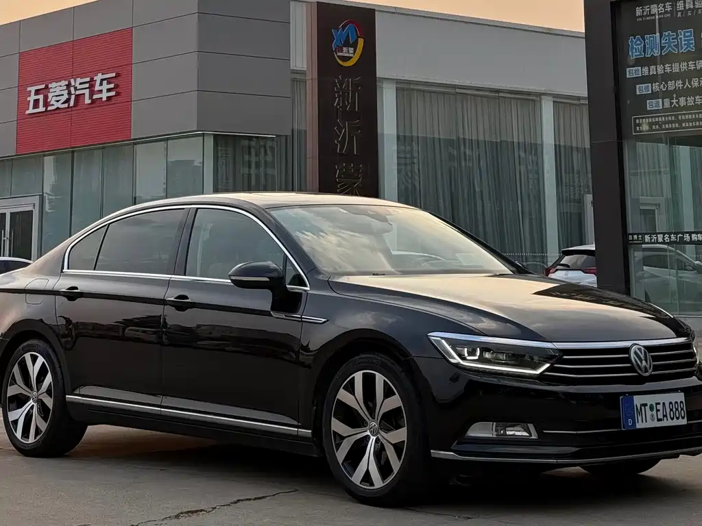 Volkswagen Magotan 2016