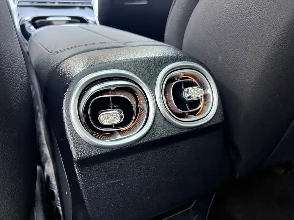Mercedes-Benz C-Class 2022 — фото 24