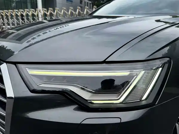Audi A6L 2020