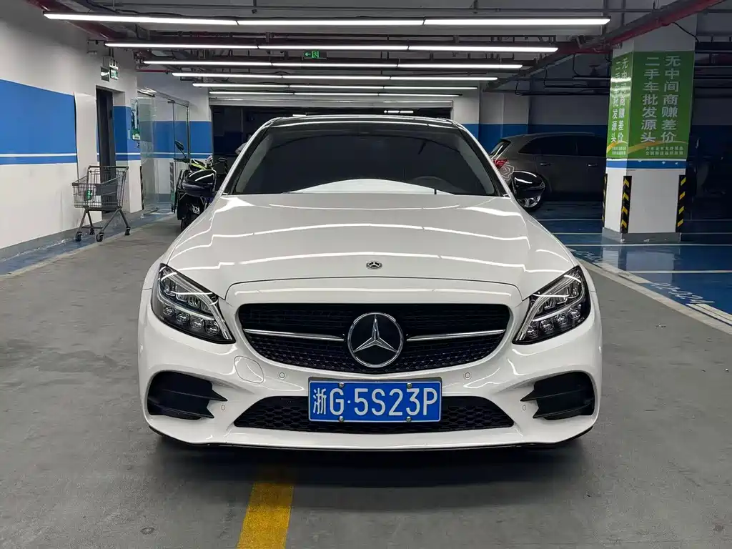 Mercedes-Benz C-Class 2021