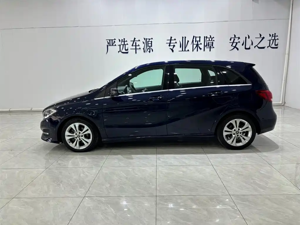 Mercedes-Benz B-Class 2018 — фото 18