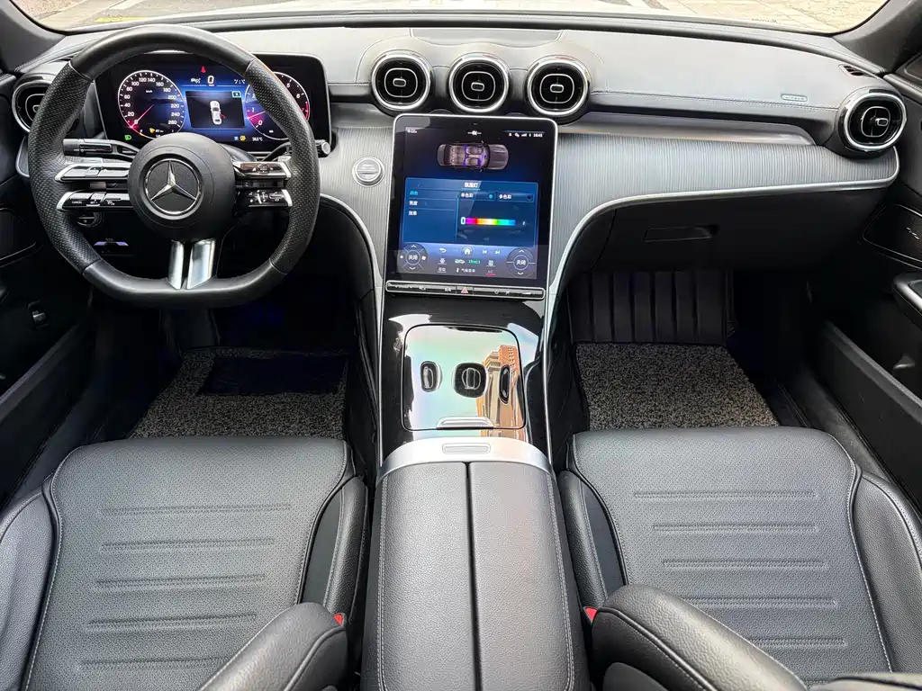 Mercedes-Benz C-Class 2023