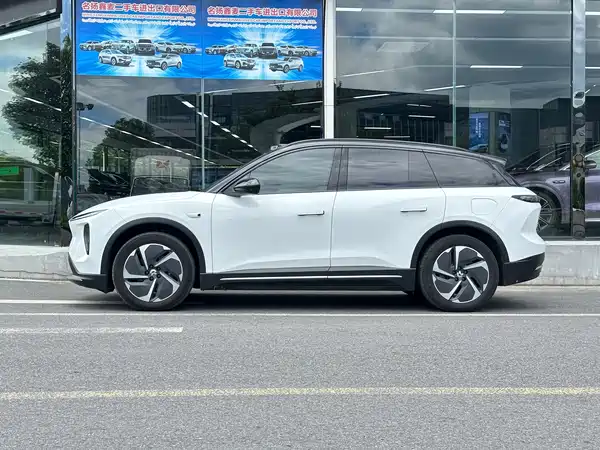 NIO ES6 2024