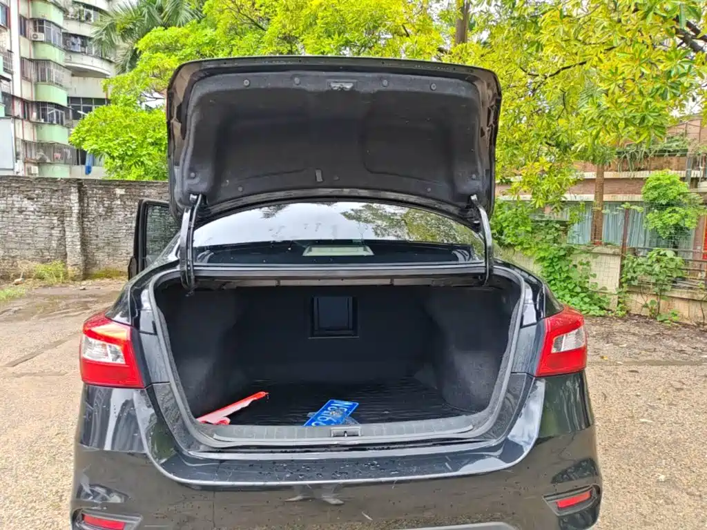 Nissan Sylphy 2019 — фото 19