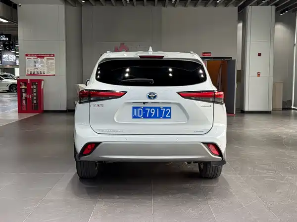 Toyota Highlander 2023