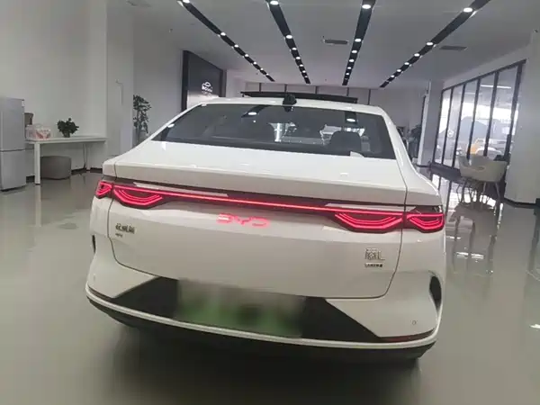 BYD Qin L 2025