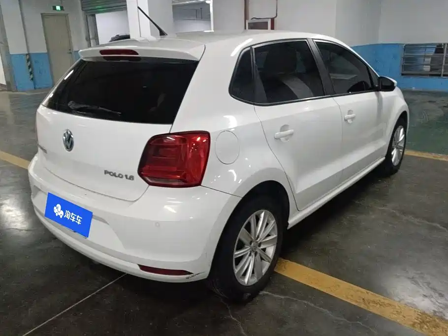 Volkswagen Polo 2016