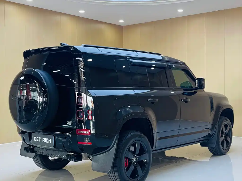 Land Rover Defender 2025 — фото 9