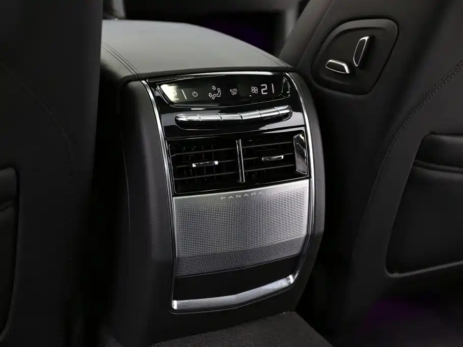 Cadillac CT6 2019 — фото 17