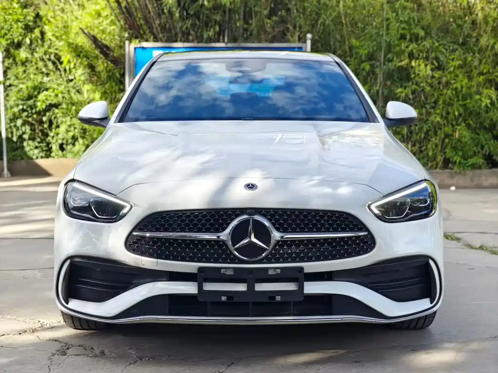Mercedes-Benz C-Class 2023 — фото 2