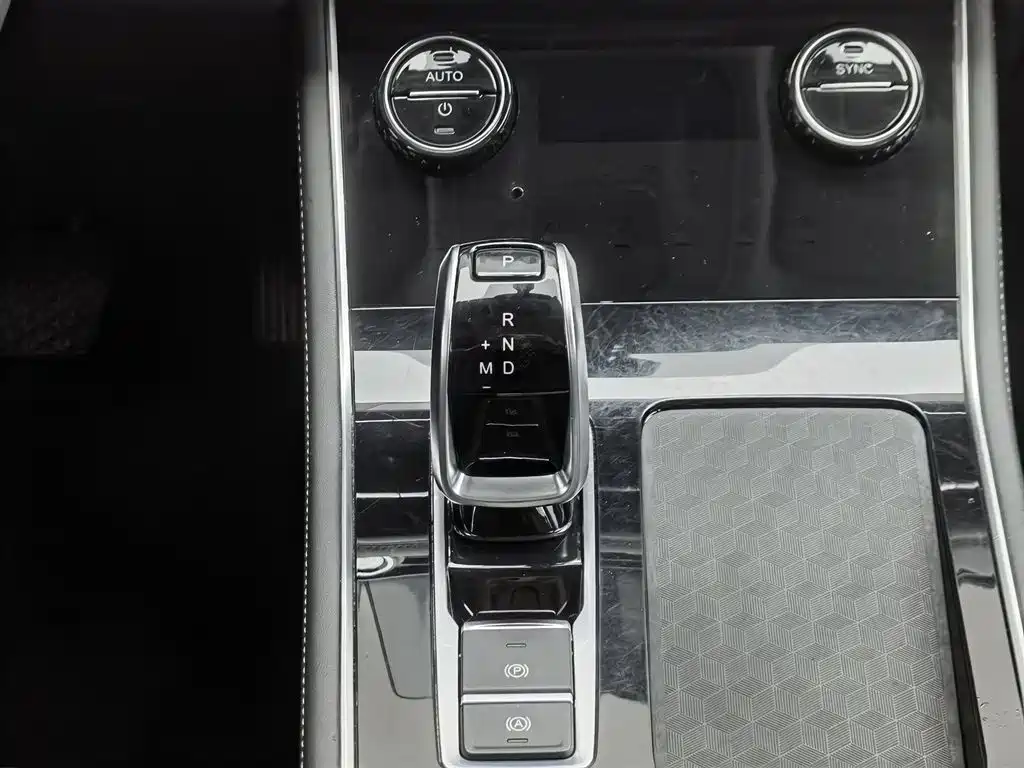 Chery Tiggo 8 2020 — фото 13