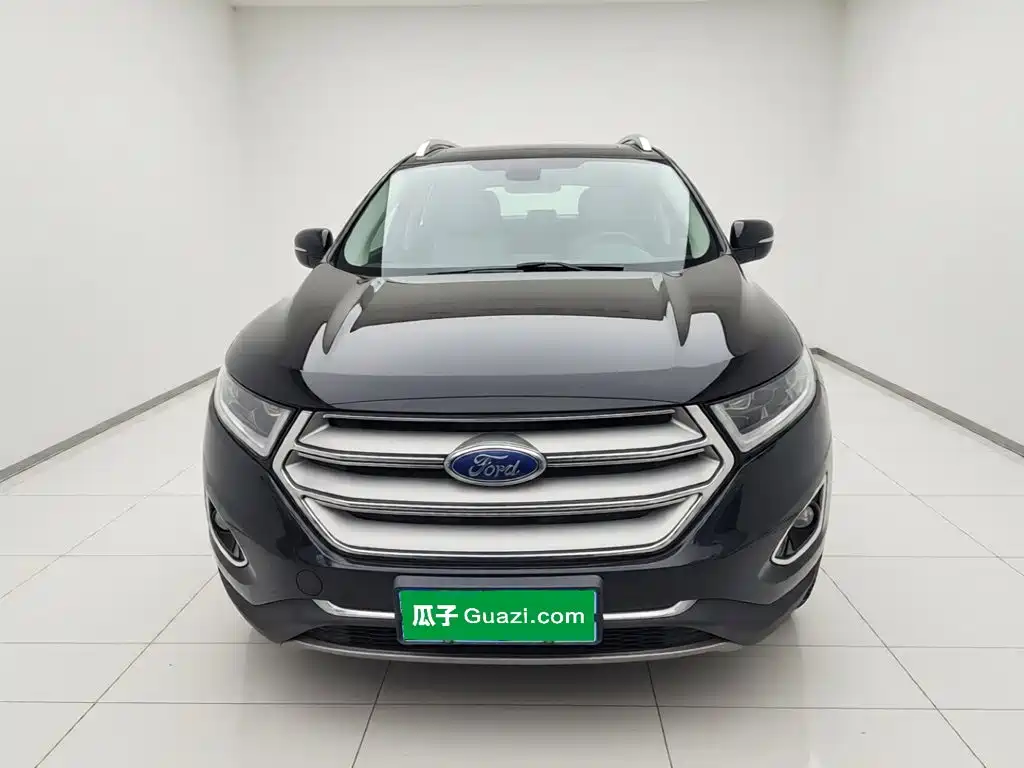 Ford Edge 2018 — фото 24