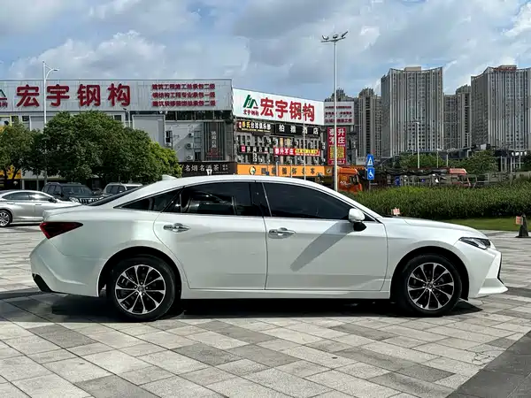 Toyota Avalon 2023