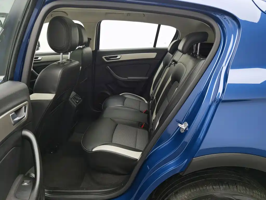 Qoros 5 2020 — фото 15