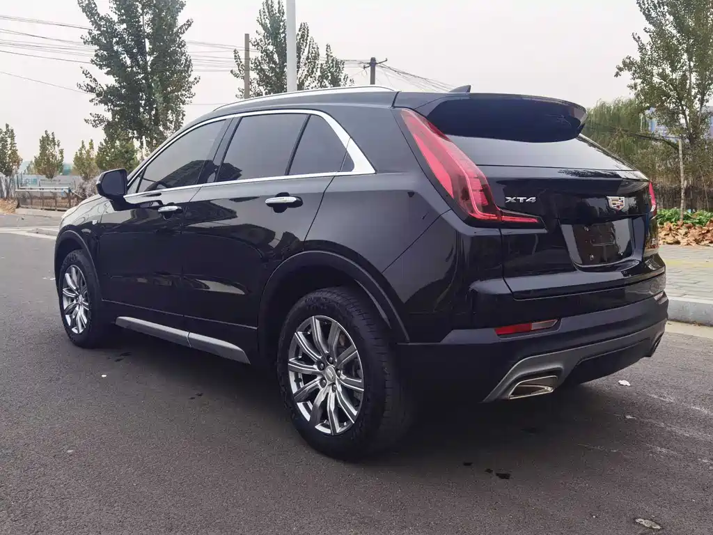 Cadillac XT4 2020 — фото 10