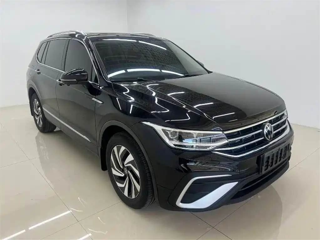 Volkswagen Tiguan L 2022 — фото 3
